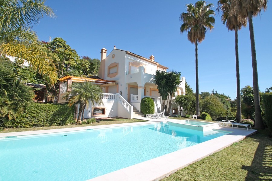 Luxus-Villa in The Golden Mile R2845709