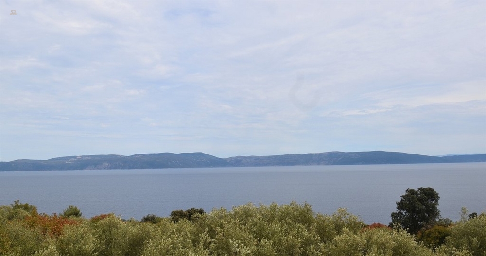 Moderne Villa mit Swimmingpool und Panorama-Meerblick