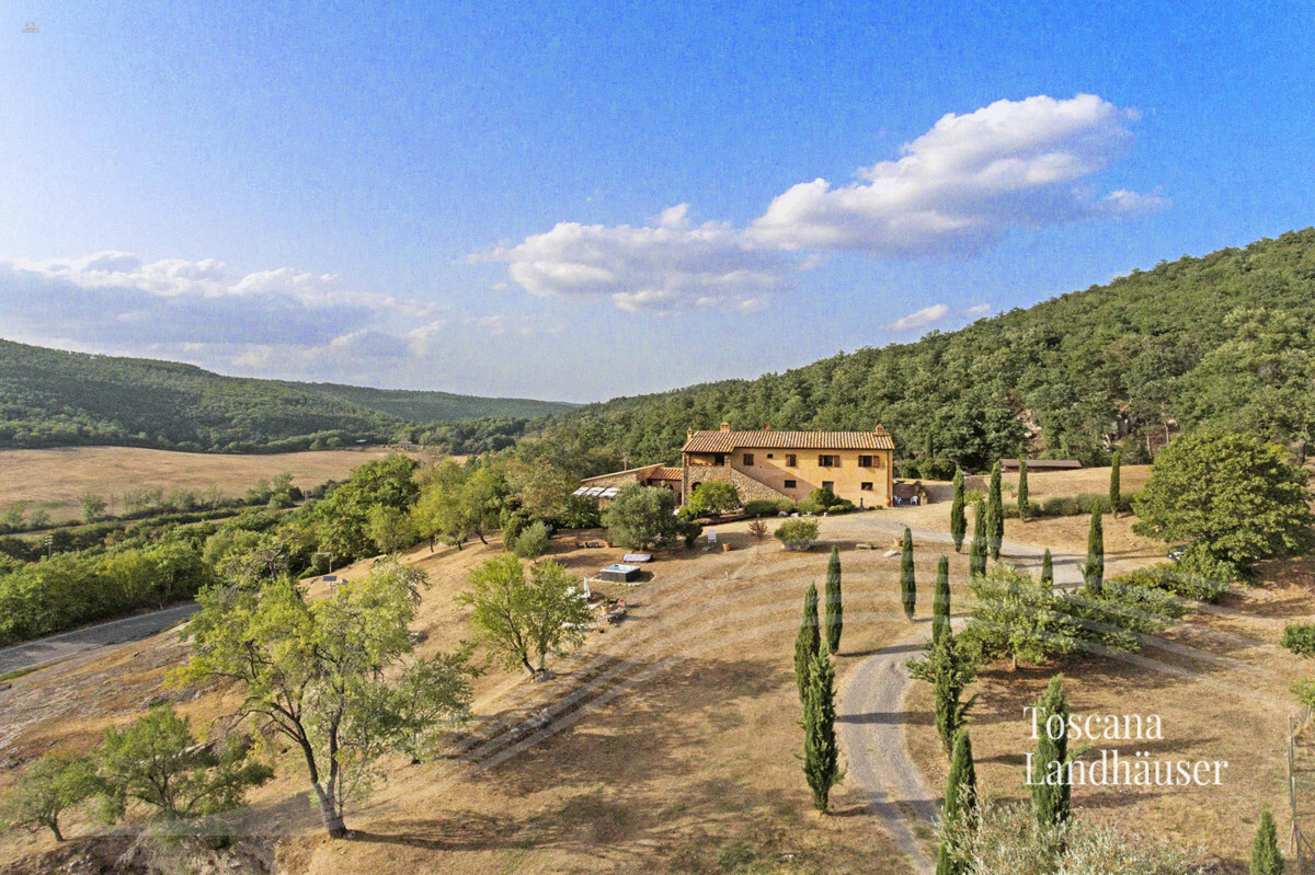 Thumbnail von Exklusives Anwesen in privater Hügelposition mit spektulärem Blick über das Val d'Orcia
