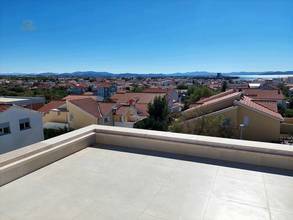 Thumbnail von Imposante Villa mit Panorama-Meerblick und Swimmingpool
