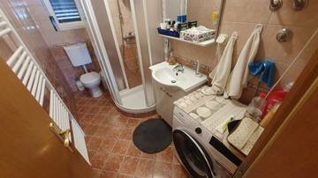 Thumbnail von Haus mit zwei Appartements in ruhiger Lage mit Meerblick, Karinsko More