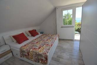 Thumbnail von Haus mit drei Appartements und Meerblick, Region Vrbnik