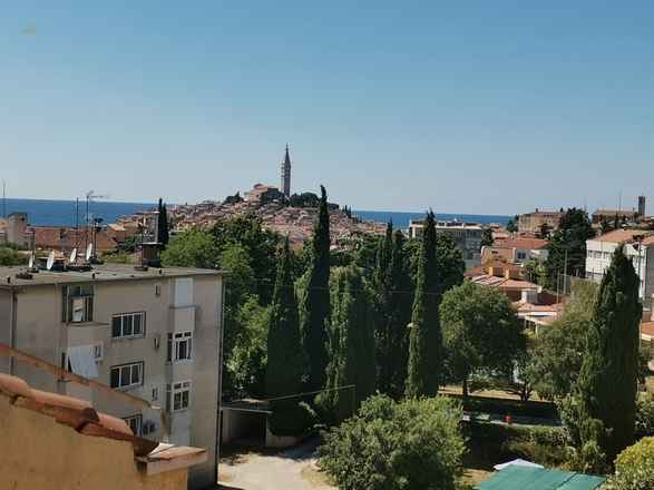 Appartement mit schönem Stadt- und Meerblick