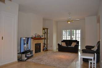 Thumbnail von Luxus-Villa in El Presidente R2873891