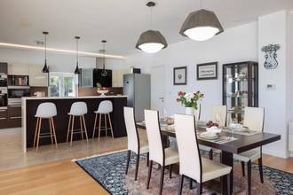 Thumbnail von Исключительная роскошная вилла на первой линии у моря