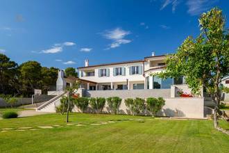 Thumbnail von Исключительная роскошная вилла на первой линии у моря