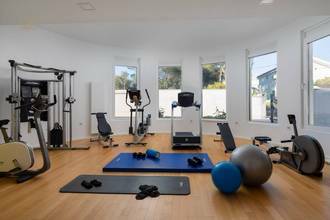 Thumbnail von Исключительная роскошная вилла на первой линии у моря