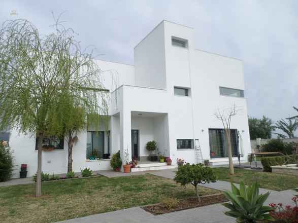 Luxus-Villa in Alhaurin de la Torre R2872565