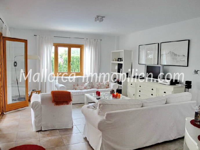 Thumbnail von EINZIGARTIGE MODERNE VILLA MIT MEERBLICK UND VERMIETLIZENZ