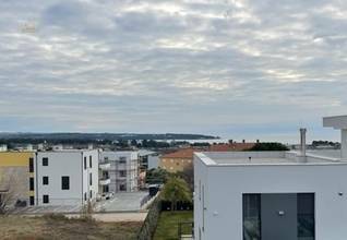 Thumbnail von Modernes Reihenhaus mit Dachterrasse und Meerblick