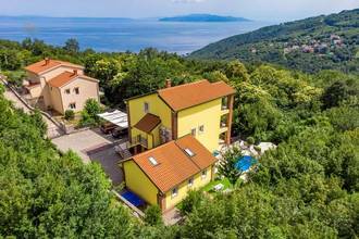Thumbnail von Geräumiges Appartementhaus zur Vermietung an Touristen, Region Opatija