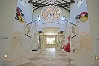 Thumbnail von Luxus-Villa in El Paraiso R2684408