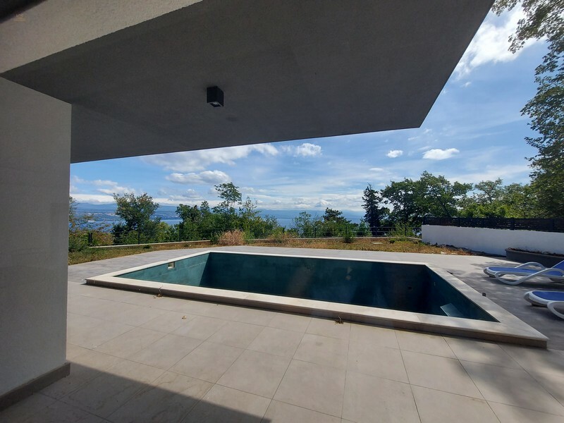 Thumbnail von Moderne Luxusvilla mit außergewöhnlichem Panorama-Meerblick