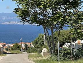 Bauland mit Blick auf das Meer