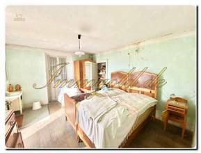 Thumbnail von Immogold Bedeutsames Dorfhaus zum renovieren in ruhiger Lage, sonnig und blick ins Grüne