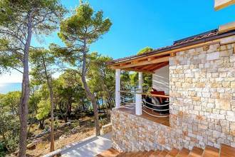 Thumbnail von Besonderes Anwesen direkt am Meer auf ruhiger Insel, Region Trogir