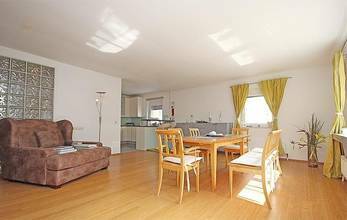 Thumbnail von 購入して賃貸せず、ヴェックラブリュックの中心部にある所有権のあるアパートメント