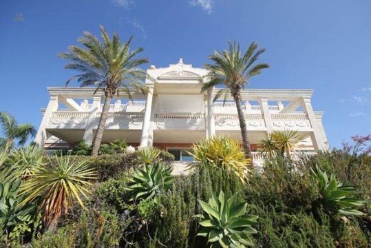 Luxus-Villa in Santa Clara R2647619 