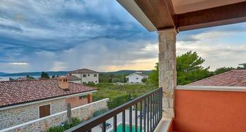 Thumbnail von Deniz yakınında, Ugljan Adası'nda, yüzme havuzlu Akdeniz tarzı villa