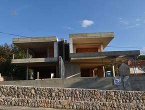 Thumbnail von Moderne Villa / Doppelhaushälfte mit Pool und Meerblick