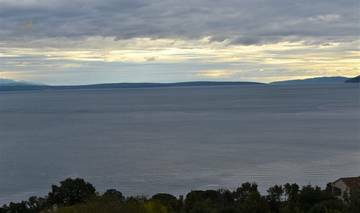 Thumbnail von Modernes Penthouse mit privater Dachterrasse und Swimmingpool