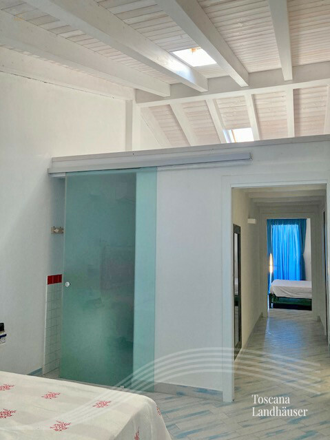 Thumbnail von Reihenmittelhaus mit Pool und Meerblick