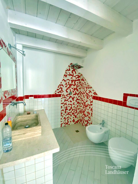 Thumbnail von Reihenmittelhaus mit Pool und Meerblick