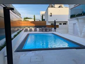 Thumbnail von Neue Villa mit zwei Wohneinheiten