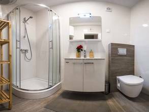 Thumbnail von Modernes Penthouse im obersten Stockwerk mit schönem Blick auf das Meer