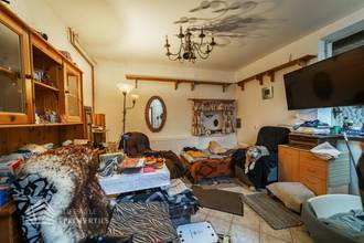 Thumbnail von Geräumiges Einfamilienhaus mit großen Garten