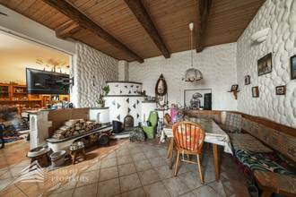 Thumbnail von Geräumiges Einfamilienhaus mit großen Garten