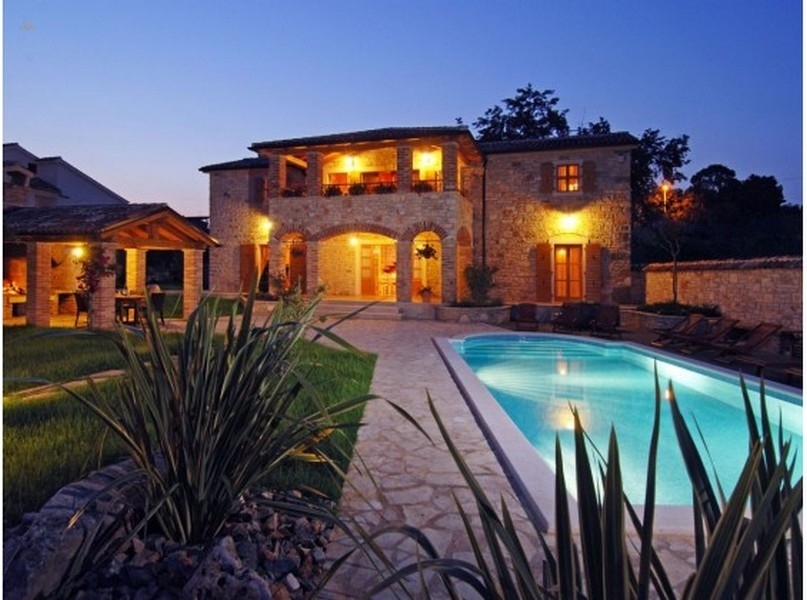 Traumhafte Villa in mediterranem Stil