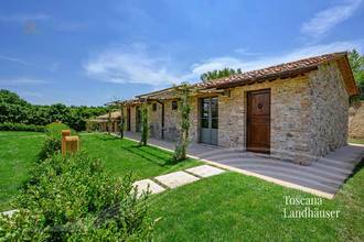 Thumbnail von Encantadora propiedad de piedra natural con piscina en una ubicación panorámica