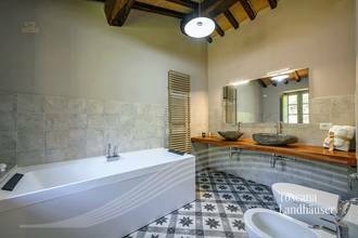 Thumbnail von Encantadora propiedad de piedra natural con piscina en una ubicación panorámica