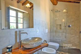 Thumbnail von Encantadora propiedad de piedra natural con piscina en una ubicación panorámica