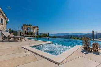Thumbnail von Mediterranean property with swimming pool and sea view, Crikvenica region