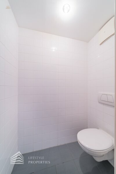 Thumbnail von Lichtdurchflutete Maisonette-Wohnung mit Dachterrasse, Nähe Arenbergpark