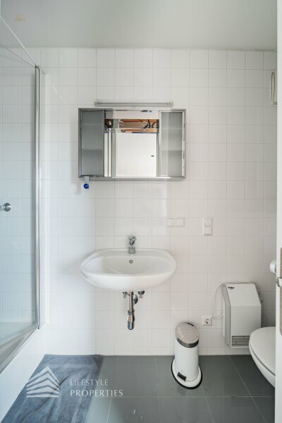 Thumbnail von Lichtdurchflutete Maisonette-Wohnung mit Dachterrasse, Nähe Arenbergpark