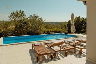 Thumbnail von Villa mit Pool in traumhafter Lage in Oprtalj