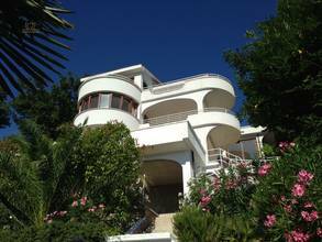 Thumbnail von Villa mit Panorama-Meerblick