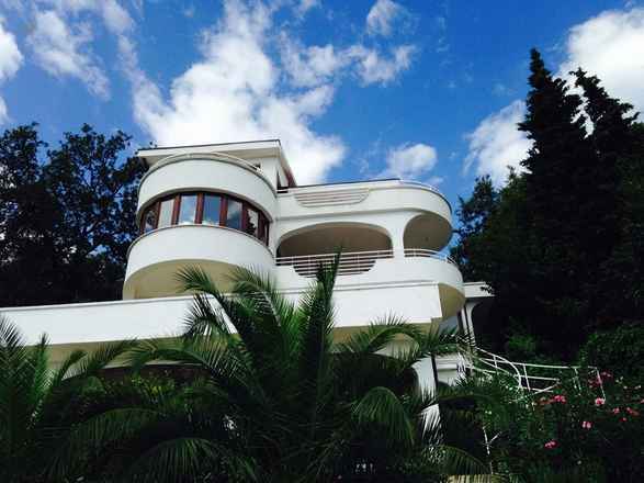 Villa mit Panorama-Meerblick
