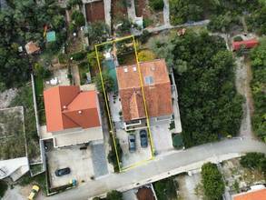 Thumbnail von Doppelhaushälfte mit vier Wohnungen