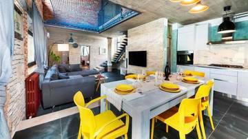 Thumbnail von Mediterranes Steinhaus mit Swimmingpool