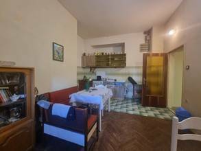 Thumbnail von Möbliertes Haus mit Meerblick