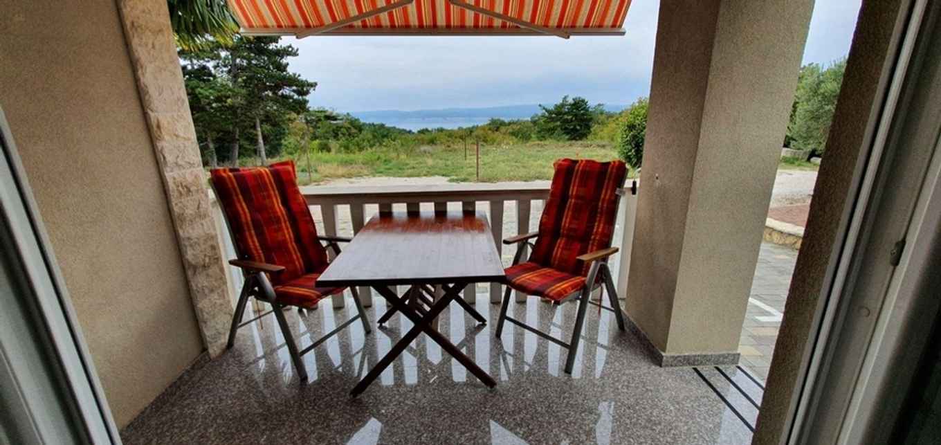 Erdgeschosswohnung mit Meerblick