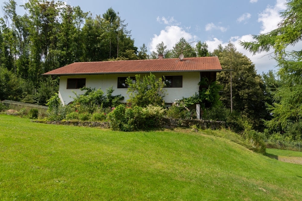 Thumbnail von Rarität: Ein- oder Zweifamilienhaus im Außenbereich auf 3.663 m² Grundstück in Aßling