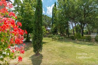 Thumbnail von Märchenhaftes Anwesen mit Pool und Olivenhain