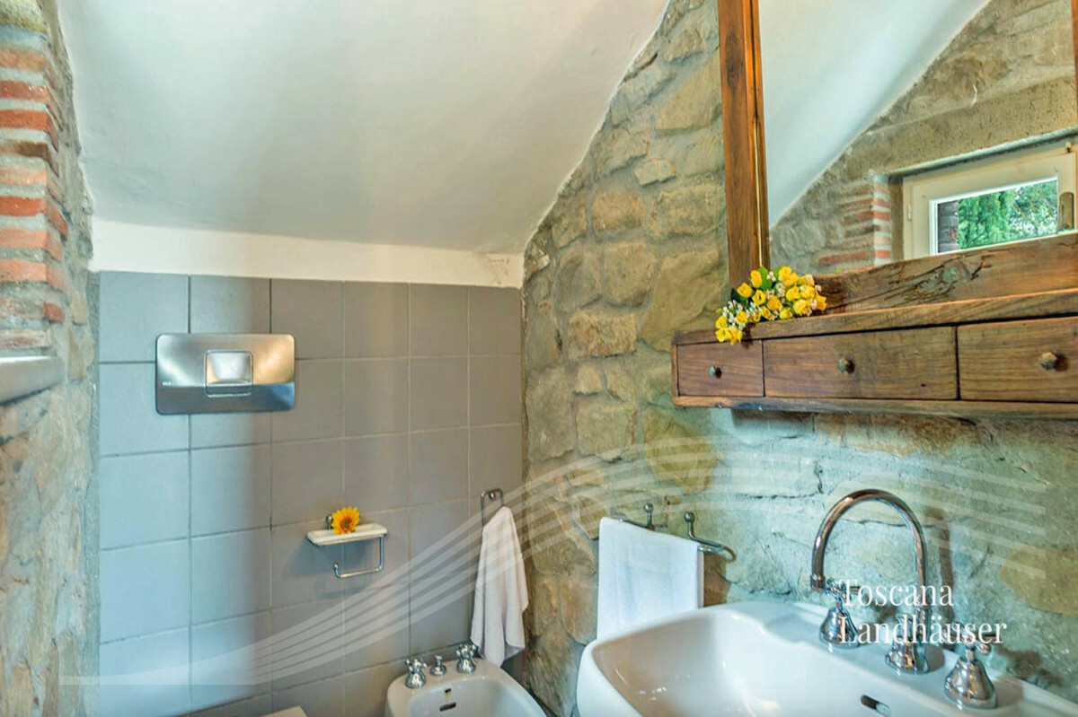 Thumbnail von Märchenhaftes Anwesen mit Pool und Olivenhain