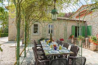 Thumbnail von Märchenhaftes Anwesen mit Pool und Olivenhain