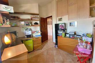 Thumbnail von Geheimtipp - Villa, nur 2 km vom Meer entfernt - mit Meerblick und Garten